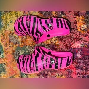 Women Pink Zebra Print Crocs